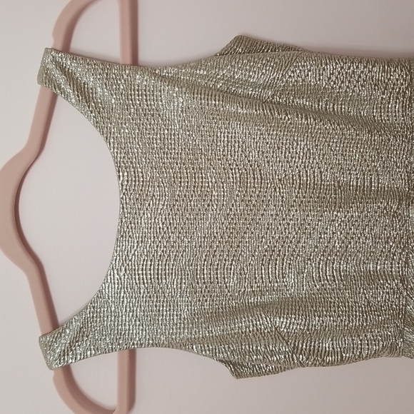 Gold metallic dress, size S - Picture 5 of 16